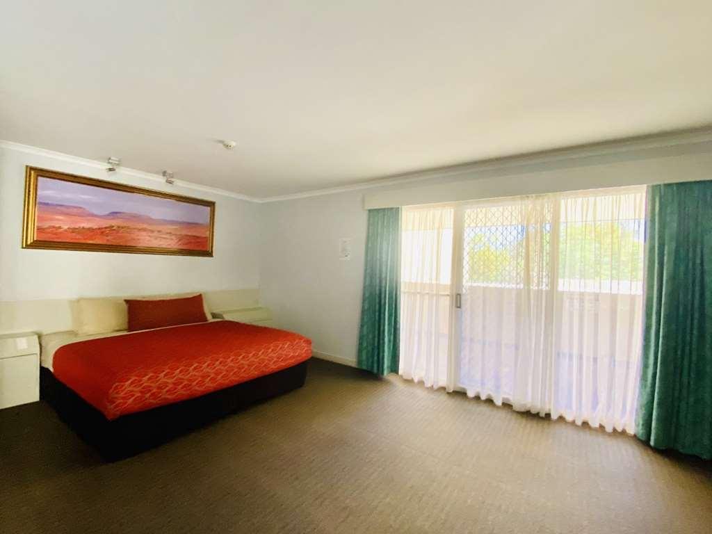 Stay At Alice Springs Hotel Room photo